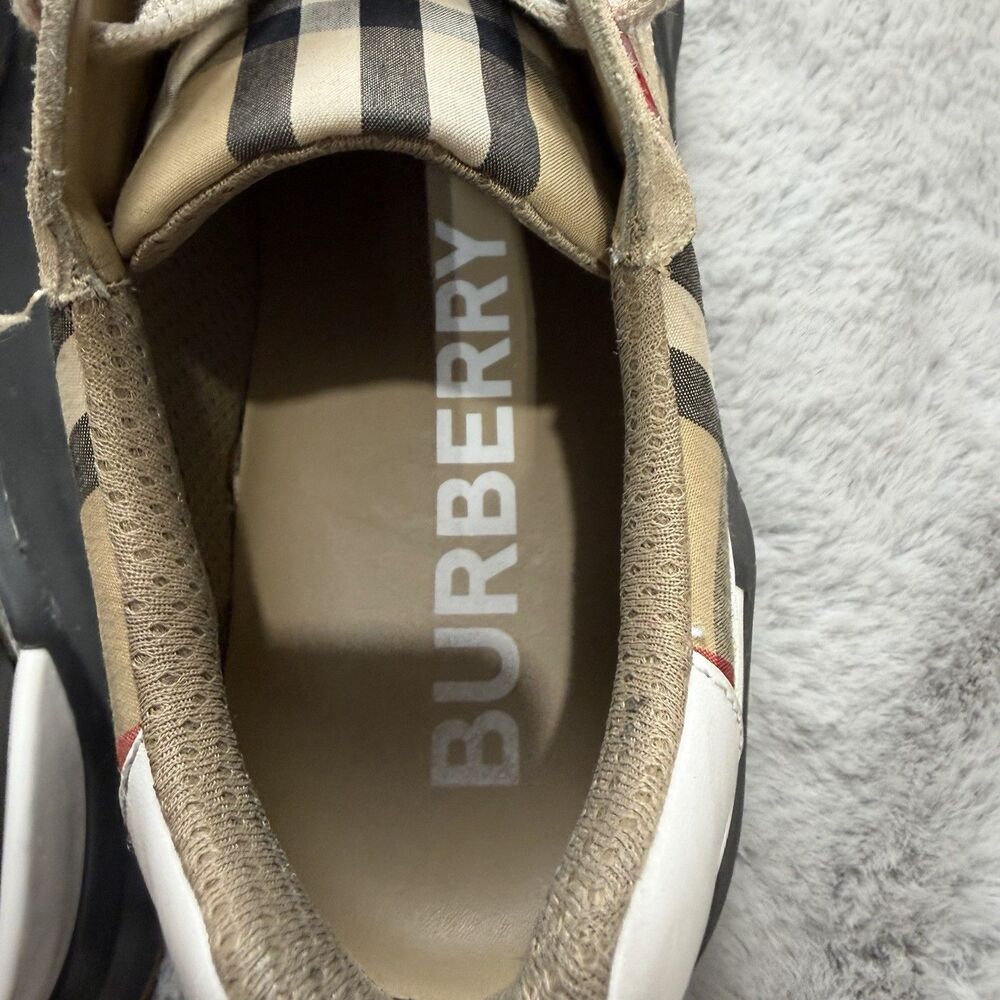 Authentic Burberry Ramsey Vintage Check Beige Low Top Sneakers Size 44/ 11 US - Picture 5 of 7